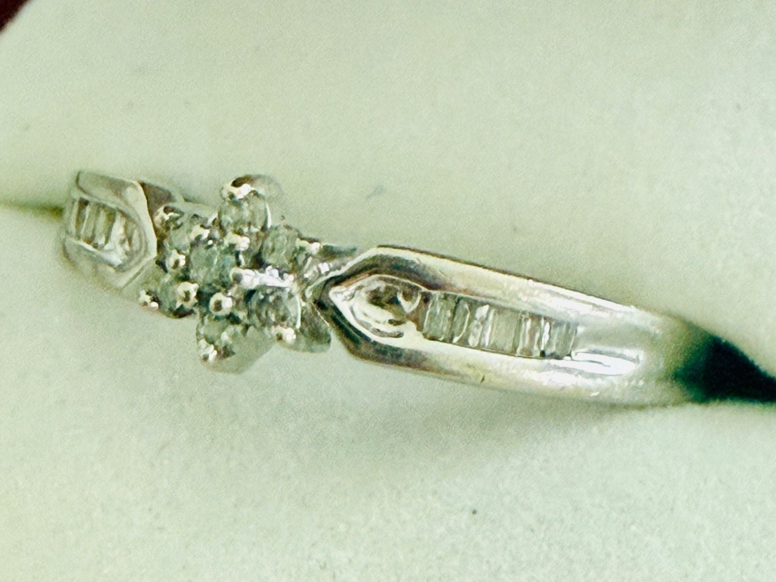 10K White Gold .24ct Diamond Cluster Baguette Ring Size 6.75 Genuine 12
