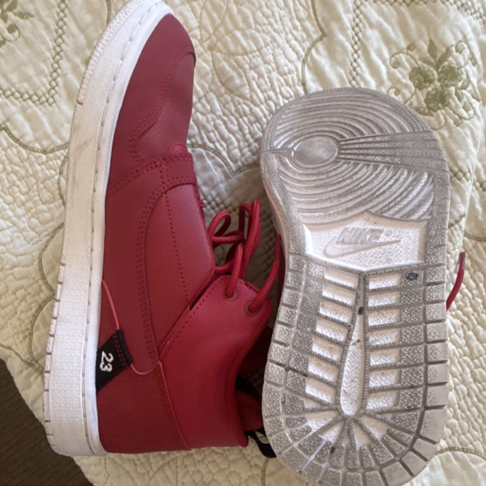 Jordan 1 Mid Unisex Kids Sneaker Red/White/Black US 7Y AQ1331-600 5