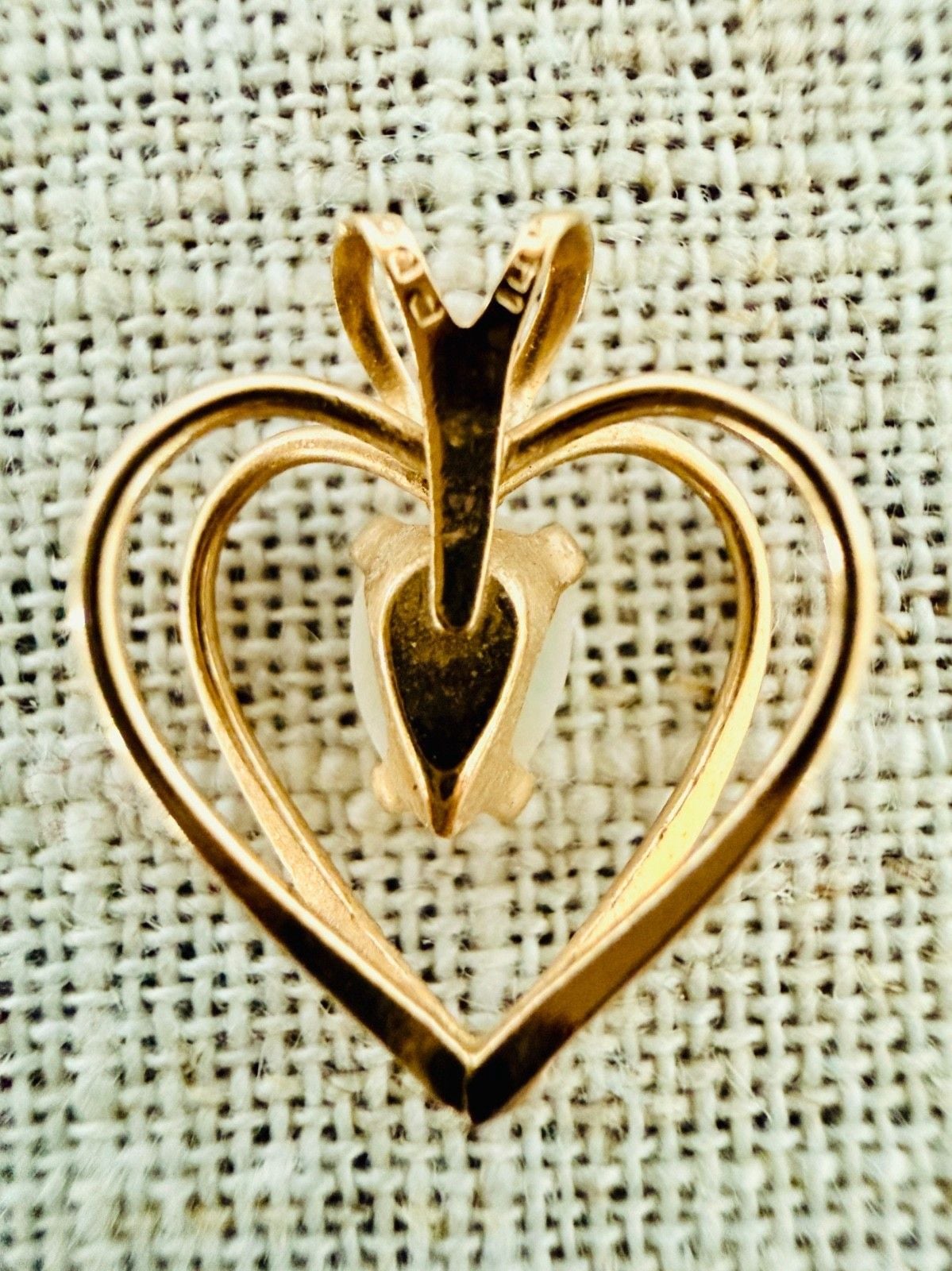 Vintage 14K Yellow Gold Pear Opal Heart Pendant | Open Double Frame | 0.6g 10