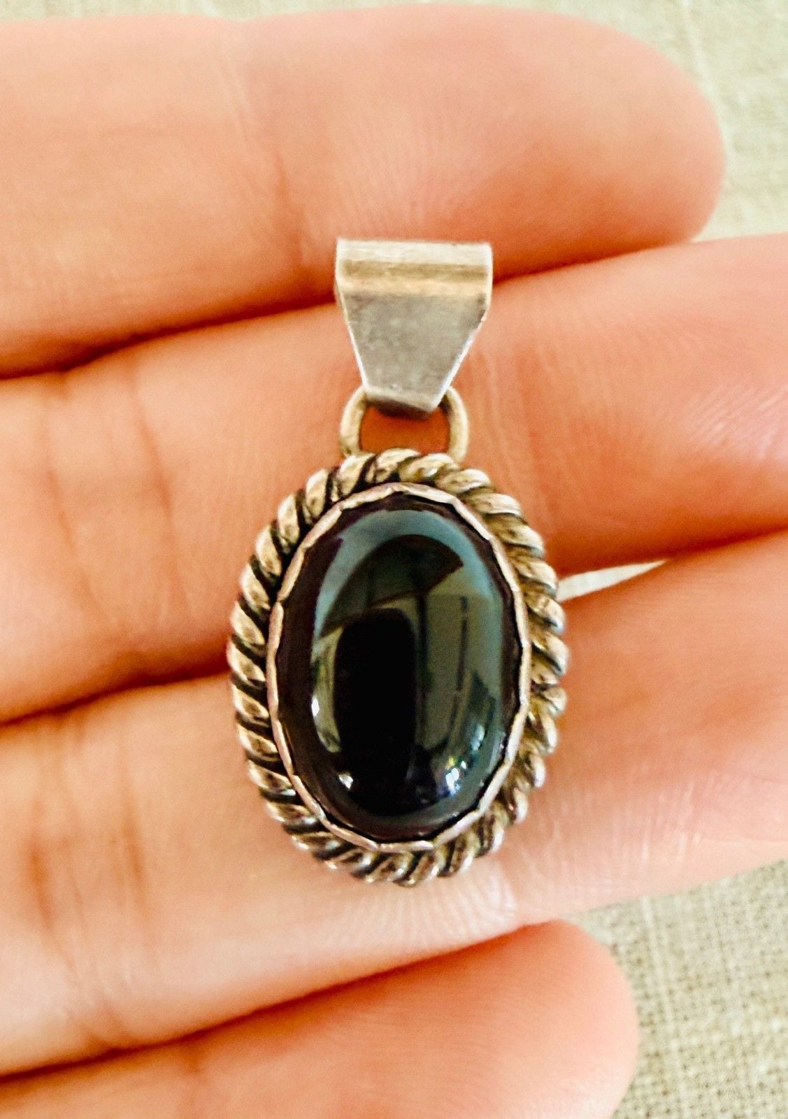 Native American Sterling Silver Black Onyx Pendant RRT Hallmark Rope Bezel 8