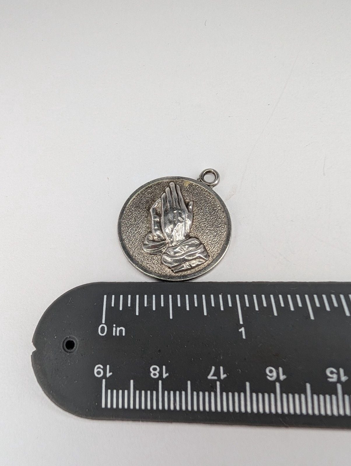 Vintage Sterling Silver Albrecht Dürer’s praying hands And Prayed Pendant Charm 4