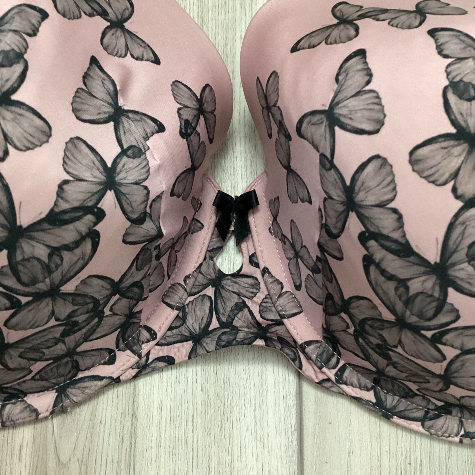 TORRID Bra Perfect Light Lined Cup NO-WIRE Pink Black Butterflies Size 40DD 5