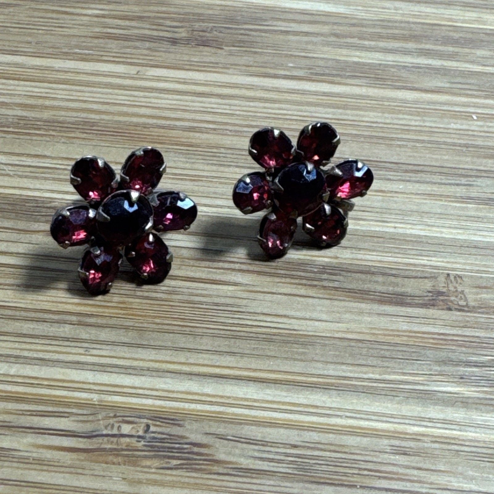 Vintage Sterling Silver Garnet Flower Screw Back Earrings Floral Cluster 6
