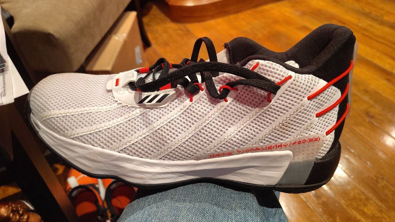 Adidas Dame 7 Basketball Shoes 2