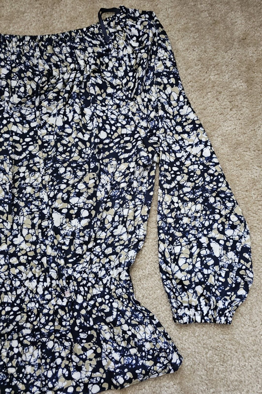 Michael Kors Women's Abstract Print Peplum Blouse Long Sleeve Navy Tan White 4