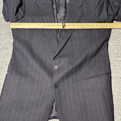 Emanuel Ungaro Uomo Mens Suit 42L Navy Pinstripe Wool Italy Saks Fifth Avenue 12