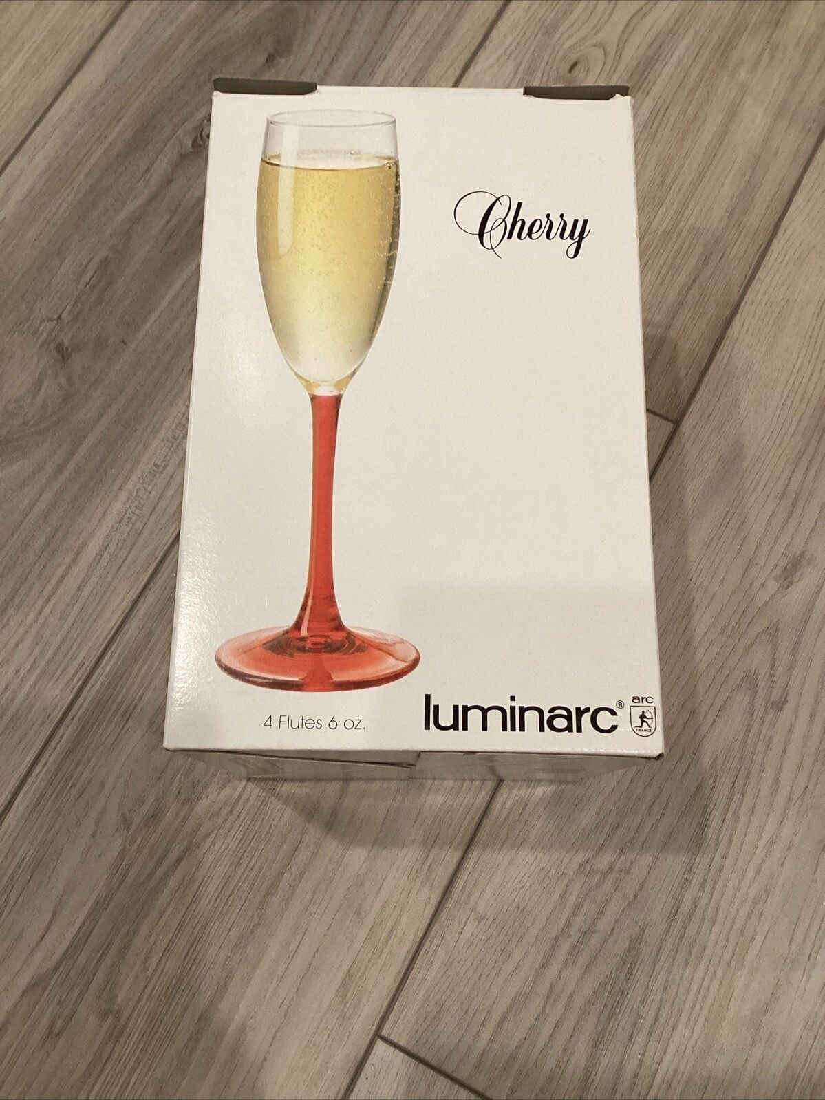 LUMINARC “Cherry” Champagne Flutes Set of 4 6 OZ Glasses France BRAND NEW 3