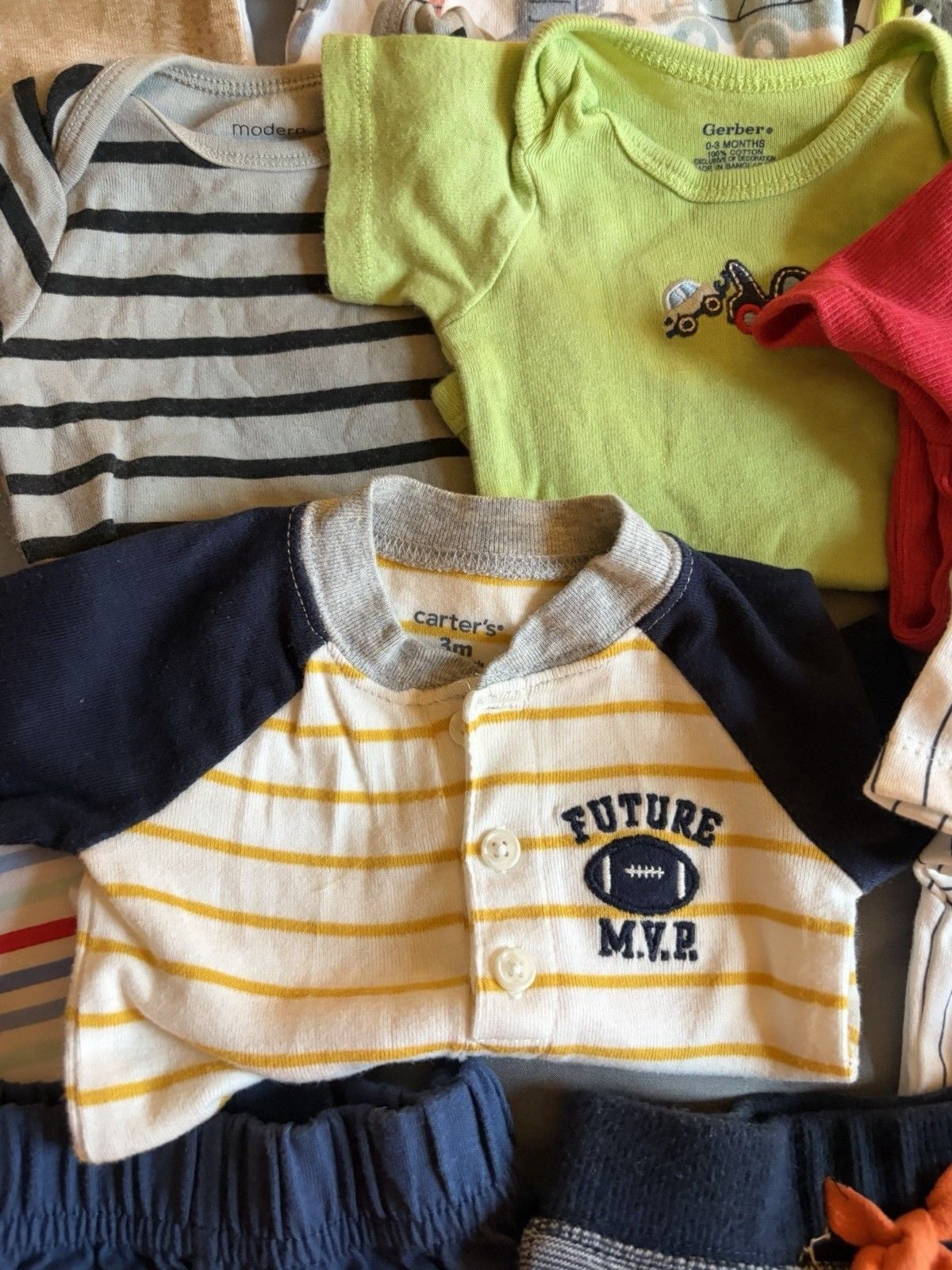 Infant/Boys 0-3 Months Bundle Of 16 Pieces Mostly One Piece. 7