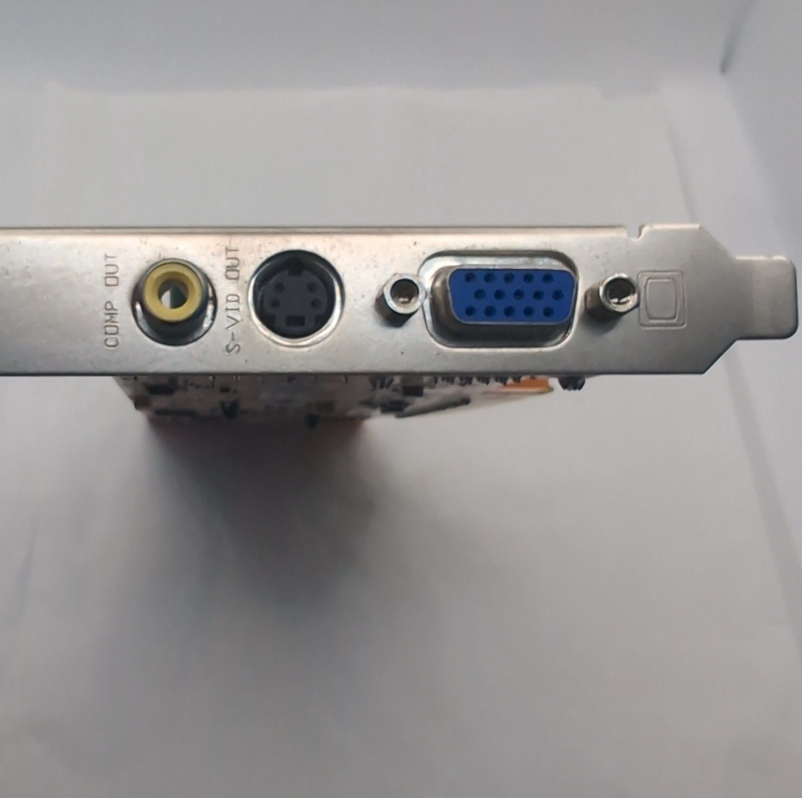 HP 5187-6145 Asus RV370SE/T/128M ATI Radeon X300 SE 128MB PCIe x16 Video Card 5
