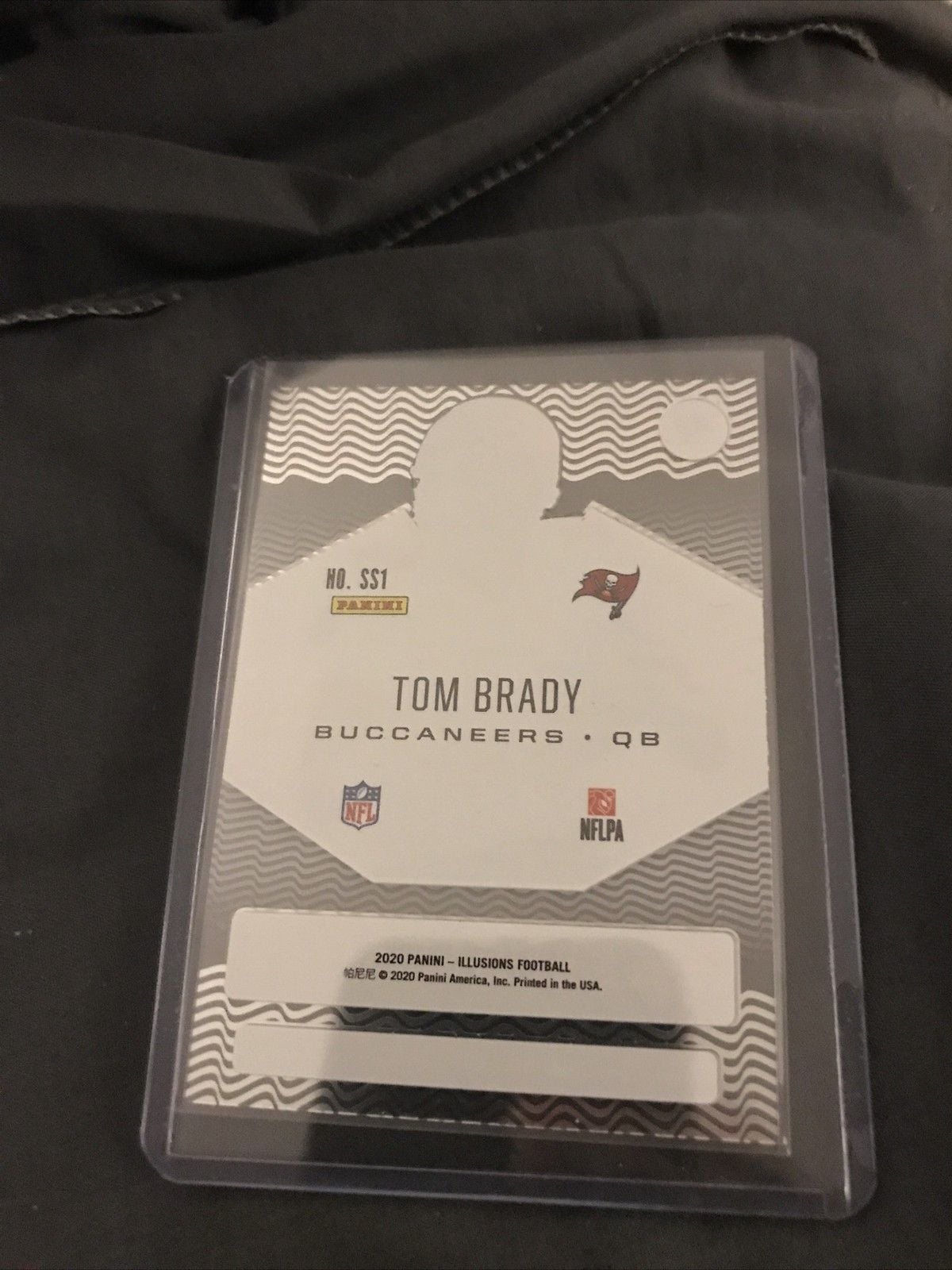 TOM BRADY 2020 PANINI ILLUSIONS SHINING STARS SS1 GOLD 3