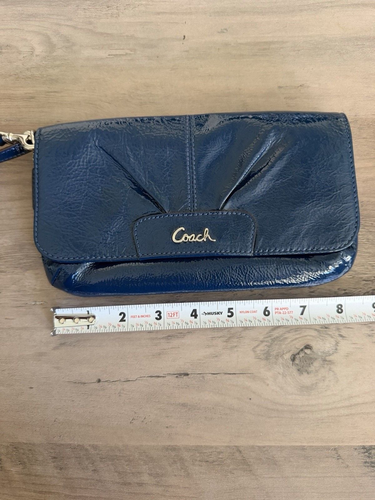 Coach Ashley F49415 Navy Patent Leather Large Flap Wristlet Pleated Gold Logo 12