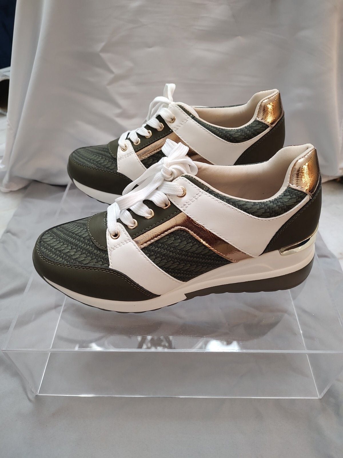 Women’s Green Wedge Sneakers White Rose Gold Lace Up Hidden Heel Fashion Shoes 7
