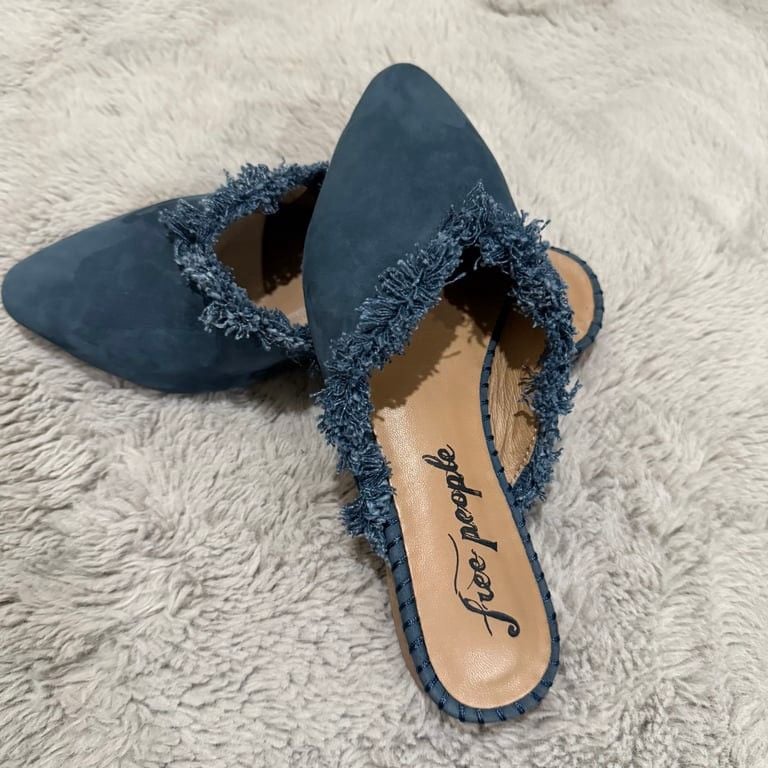 Free People Women's Frayed Blue Mules Size 37 7