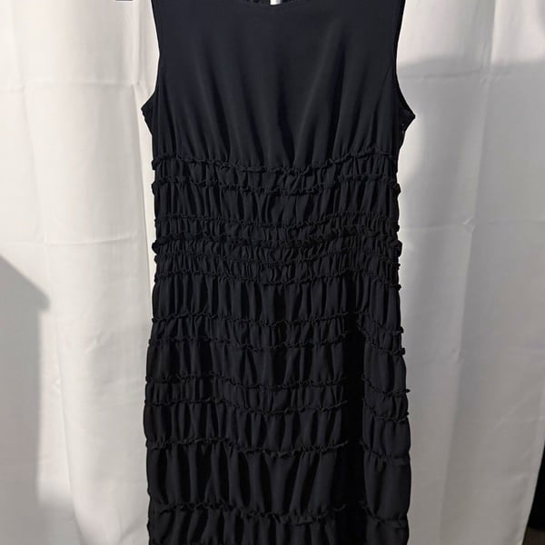 Burberry London Black Sleeveless Sheath Dress Round Neck Ruffle Short