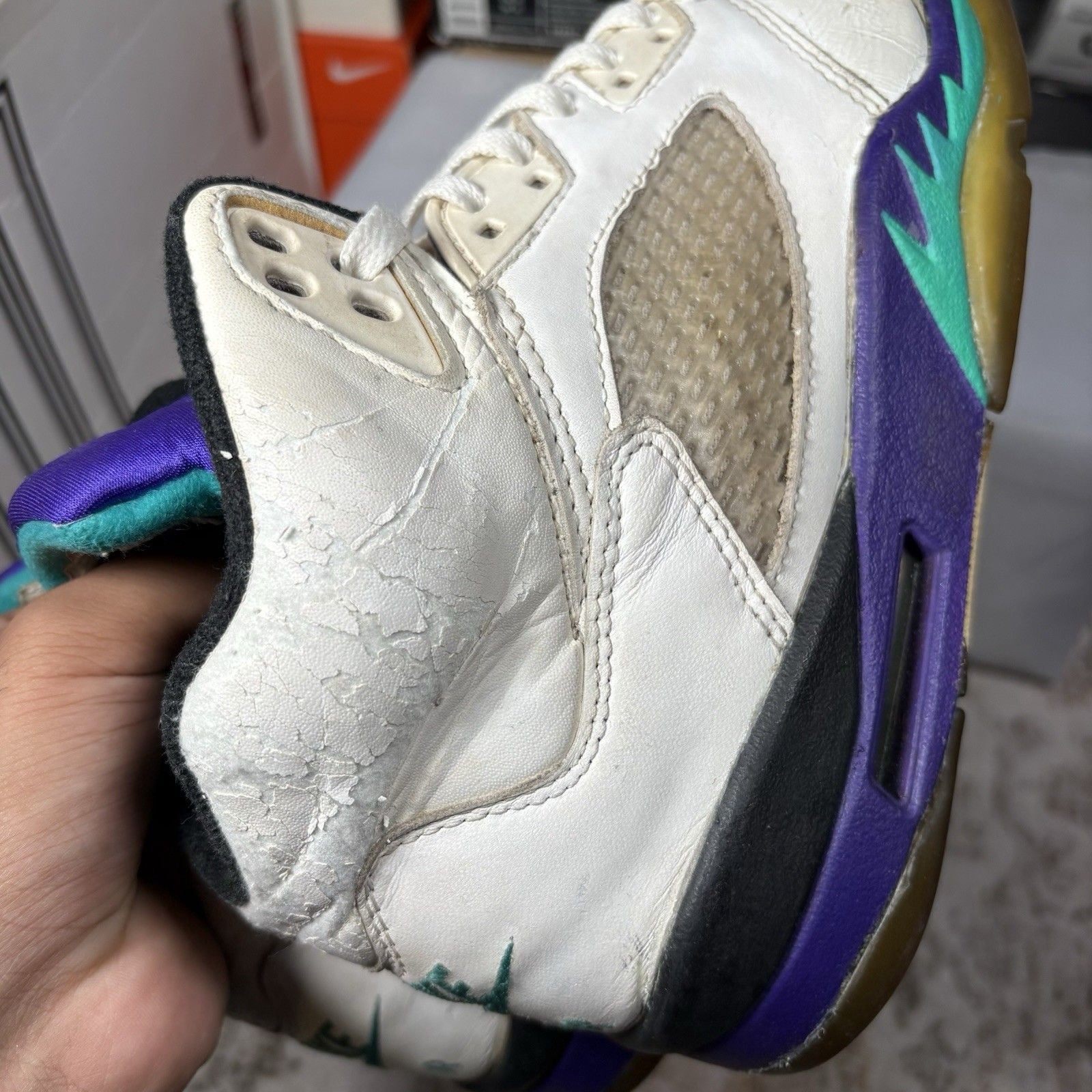 Size 8 - 1990 Air Jordan 5 Grape OG Vintage 8