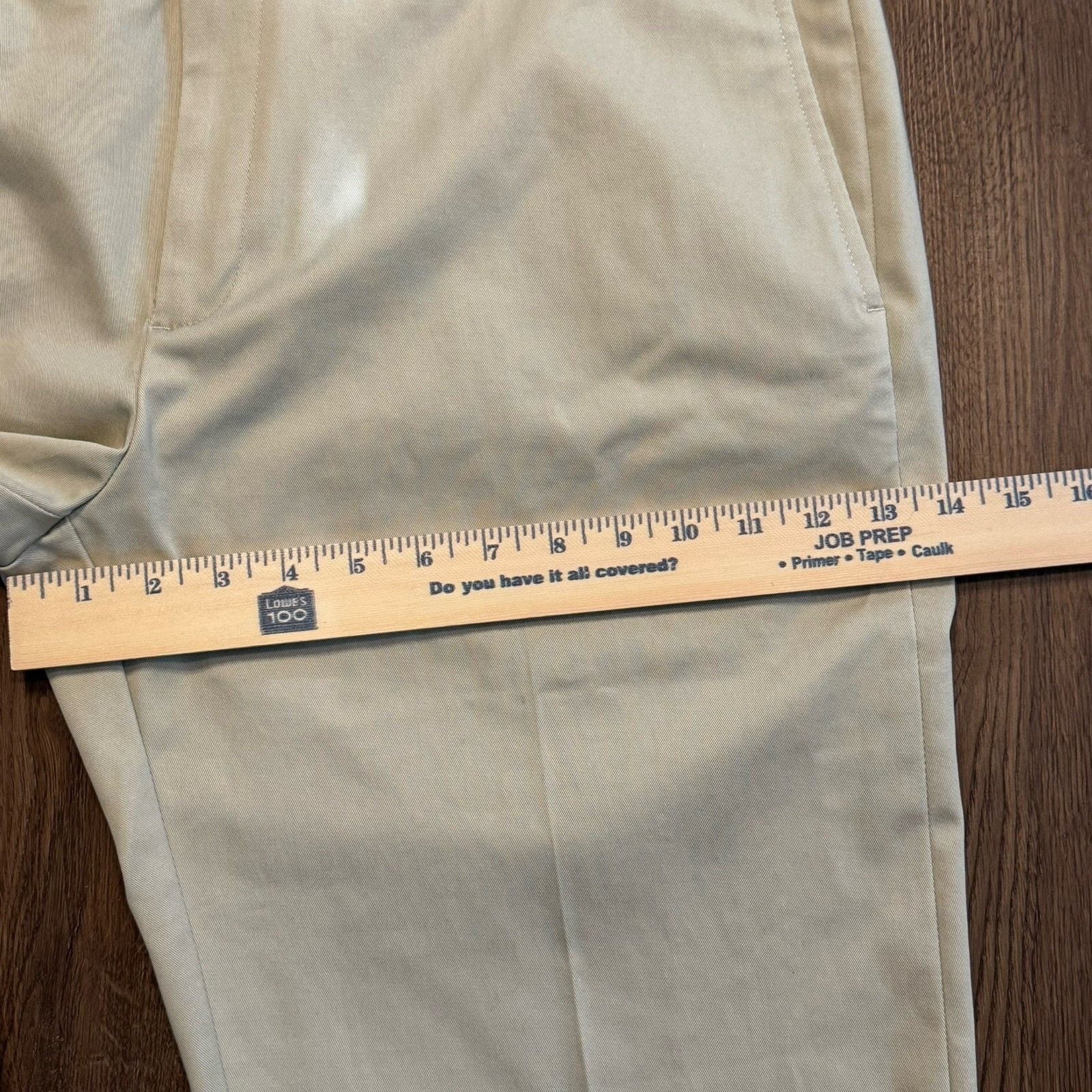 NWT Haggar Mens Iron Free Premium Khakis 38x30 Shirt Grip Straight Fit Casual 9