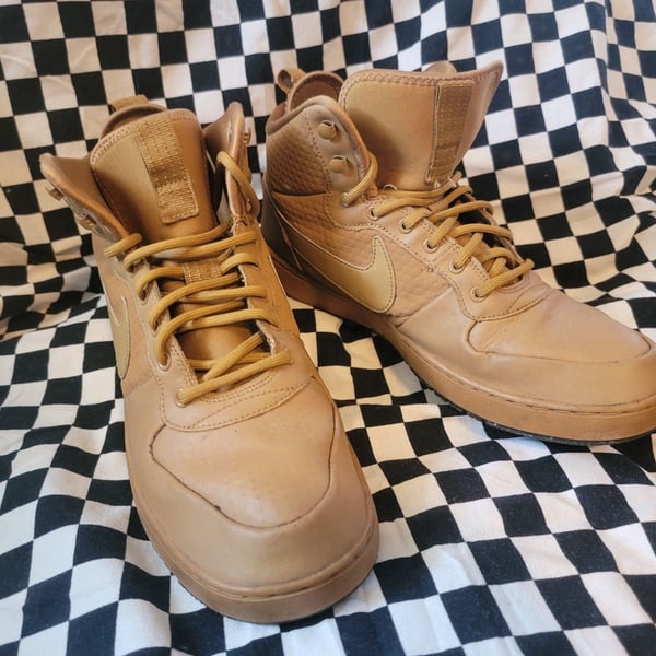 Nike SF Air Force 1 Mid Wheat Menโs 12 Tan High Top