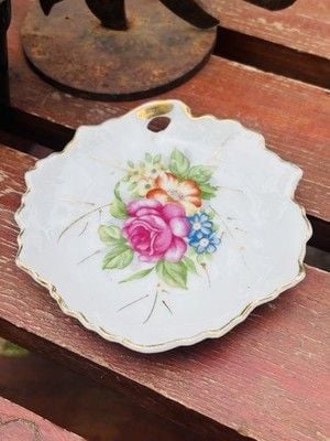 Vintage Noritake Porcelain Floral Trinket Dish w/ Gold Trim & Thumb Handle 2