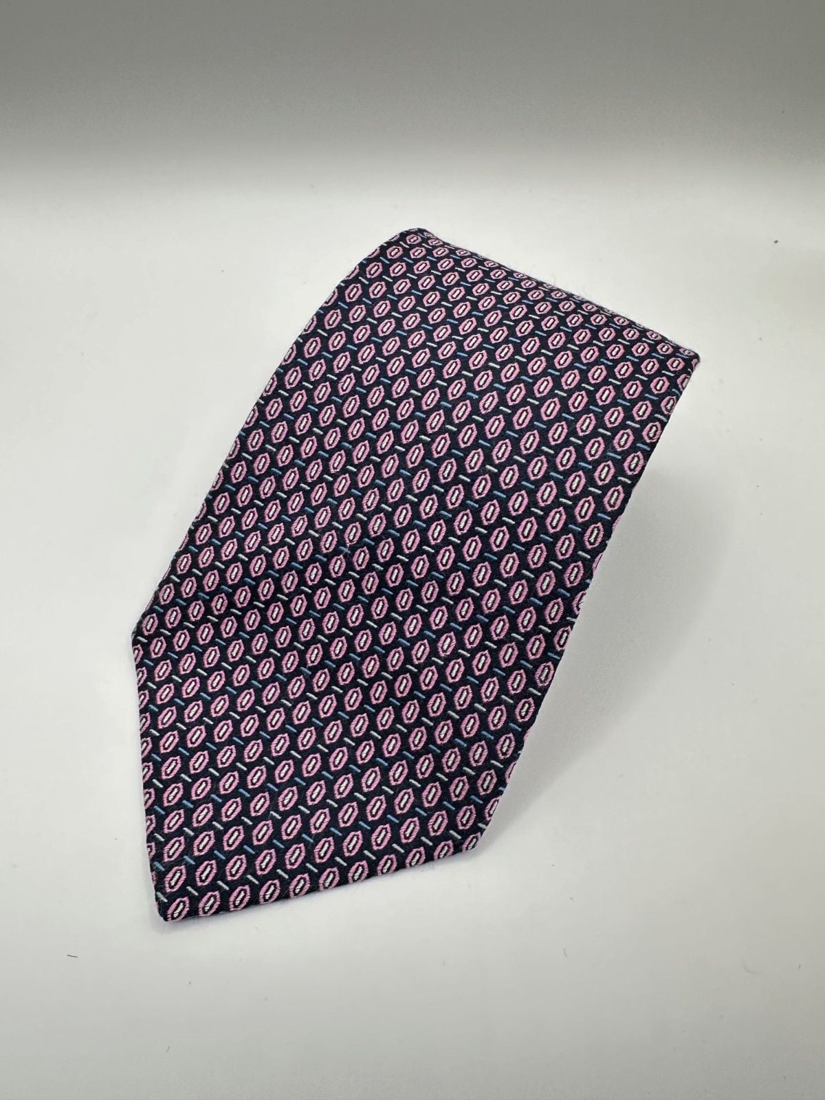 Robert Talbott “Best of Class” Navy & Pink Geometric Silk Tie – Handsewn – USA 3