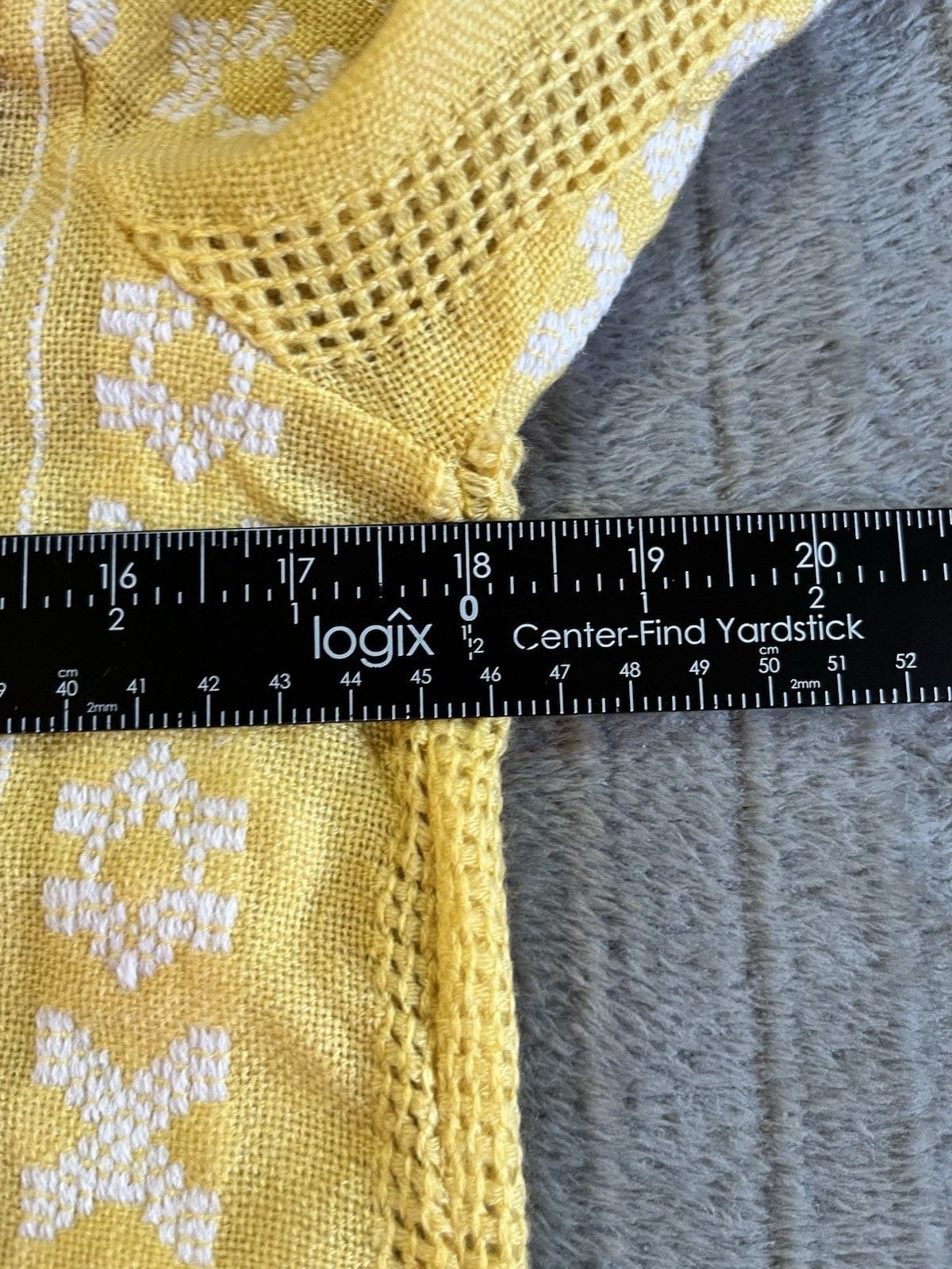 Women’s Angie Yellow Crochet Embroidered V-Neck Tunic Top 3/4 Sleeves Sz Large 9