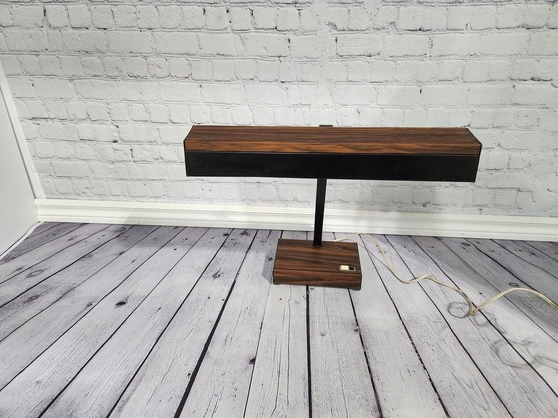 Vintage Luxo T-Bar Fluorescent Desk Lamp Woodgrain Modern Tested Working 4