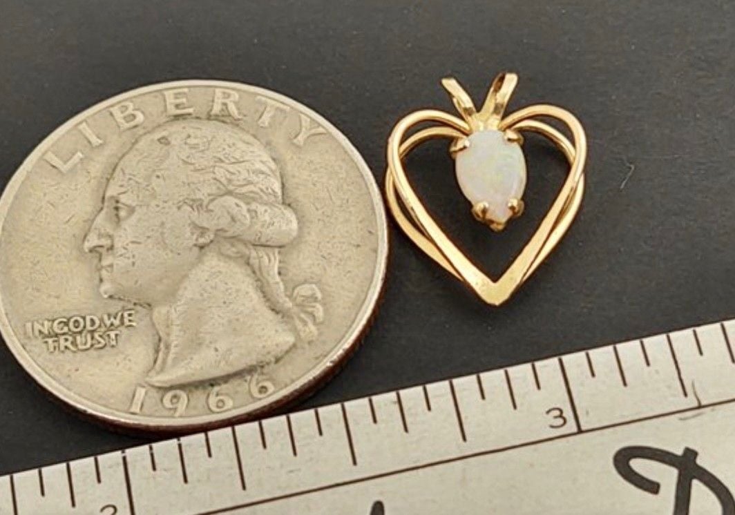 Vintage 14K Yellow Gold Pear Opal Heart Pendant | Open Double Frame | 0.6g 5