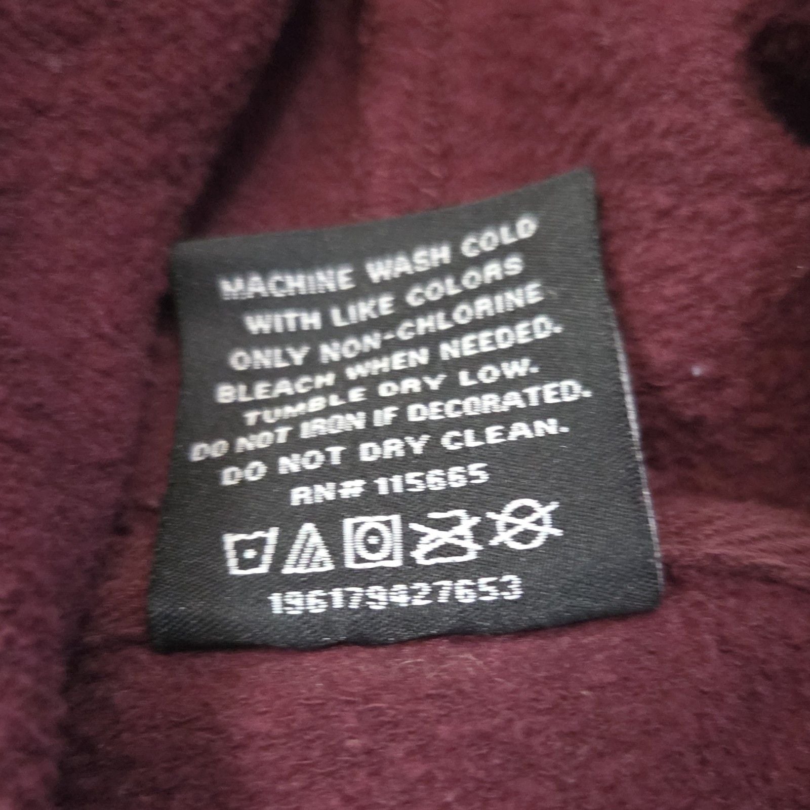 Naruto Shippuden Collection Burgundy Pullover Fleece Hoodie XL Graphic Pocket 5