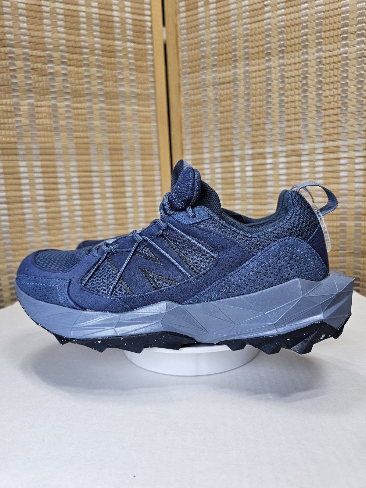 New Balance Tektrel Men's Trail Hiking Shoes Navy Blue Size 9.5 MTTRS2BP 2