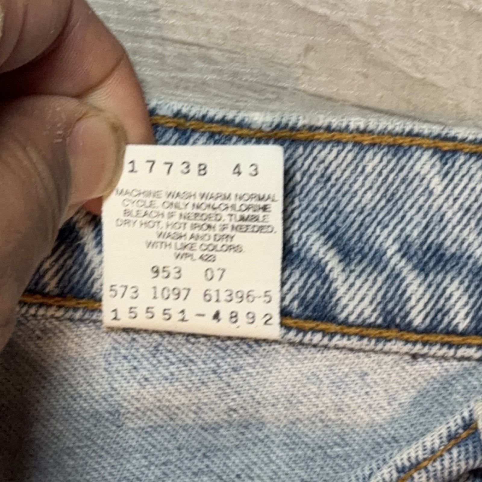 Vintage MADE USA Levi's 550 Jeans Men's M Relaxed Tapered Light Wash Blue Denim 4