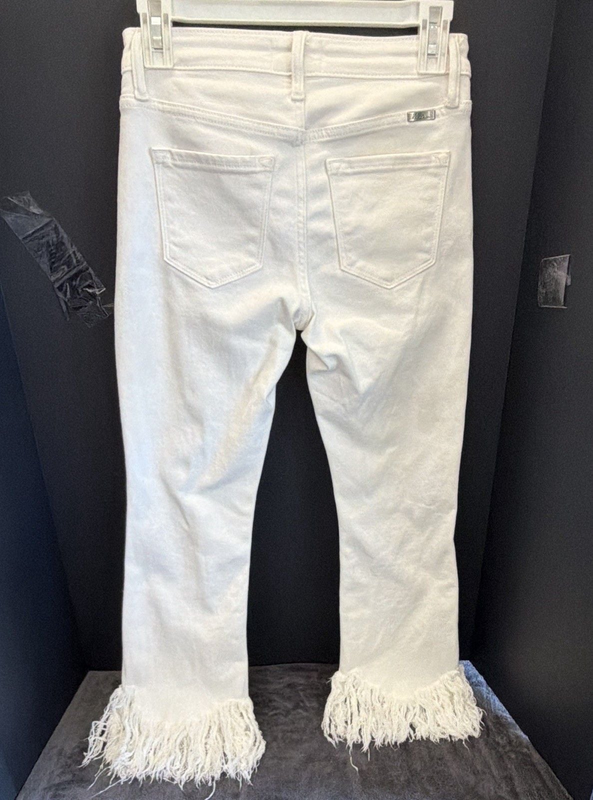 KanCan Women's Skinny Jeans White Stretch Denim Mid Rise Fringe Hem Size 0 7