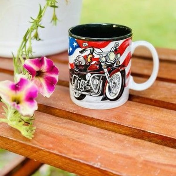 VTG NOS Great Gift For Bikers Coffee Mug With Motorcycle & The American Flag 4”T
