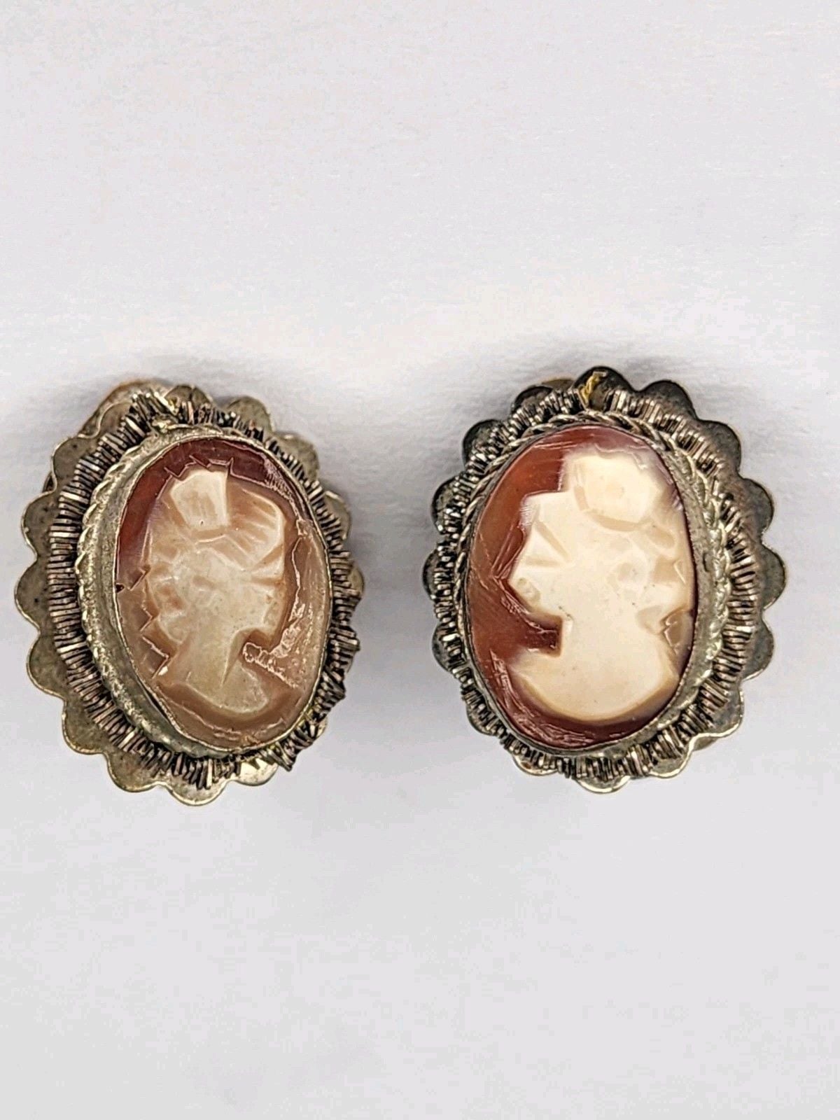 Hand Carved Hand Made Cameo Clip On Earrings 2