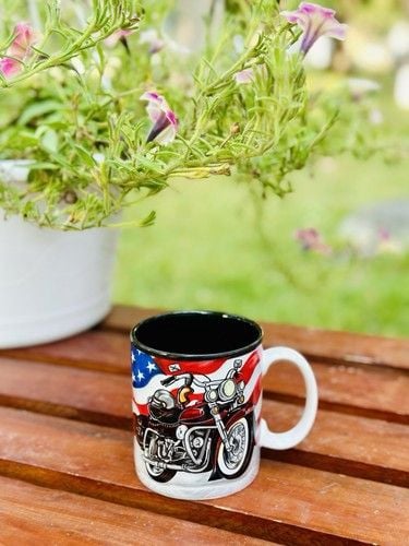 VTG NOS Great Gift For Bikers Coffee Mug With Motorcycle & The American Flag 4”T 2