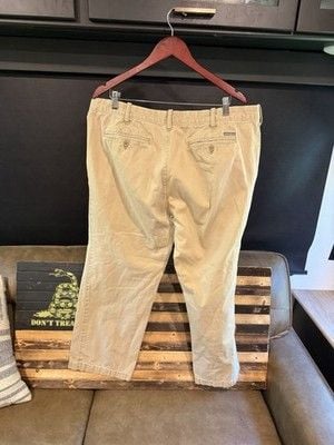 Eddie Bauer Men's Beige Chino Pants 40W Cotton Twill Straight Leg Regular 4