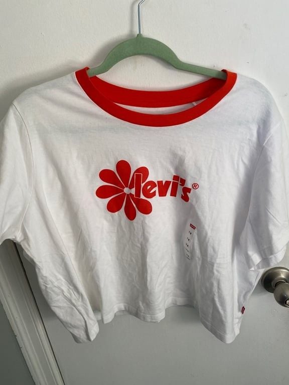 Levi's plus size crop top t shirt BNWT 2