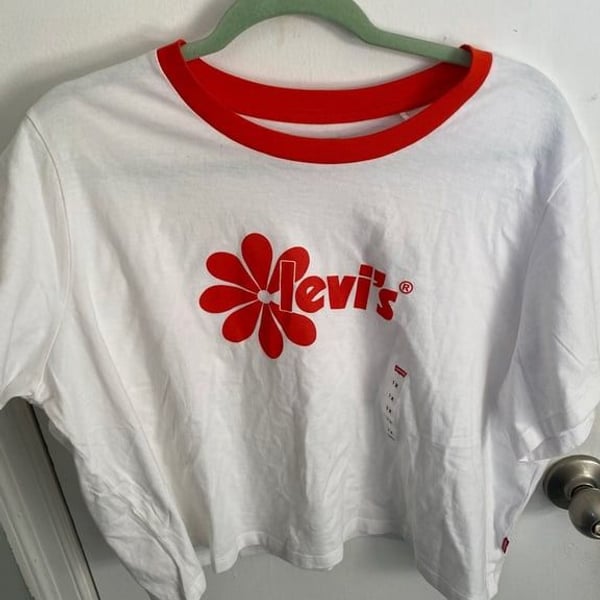 Levi's plus size crop top t shirt BNWT
