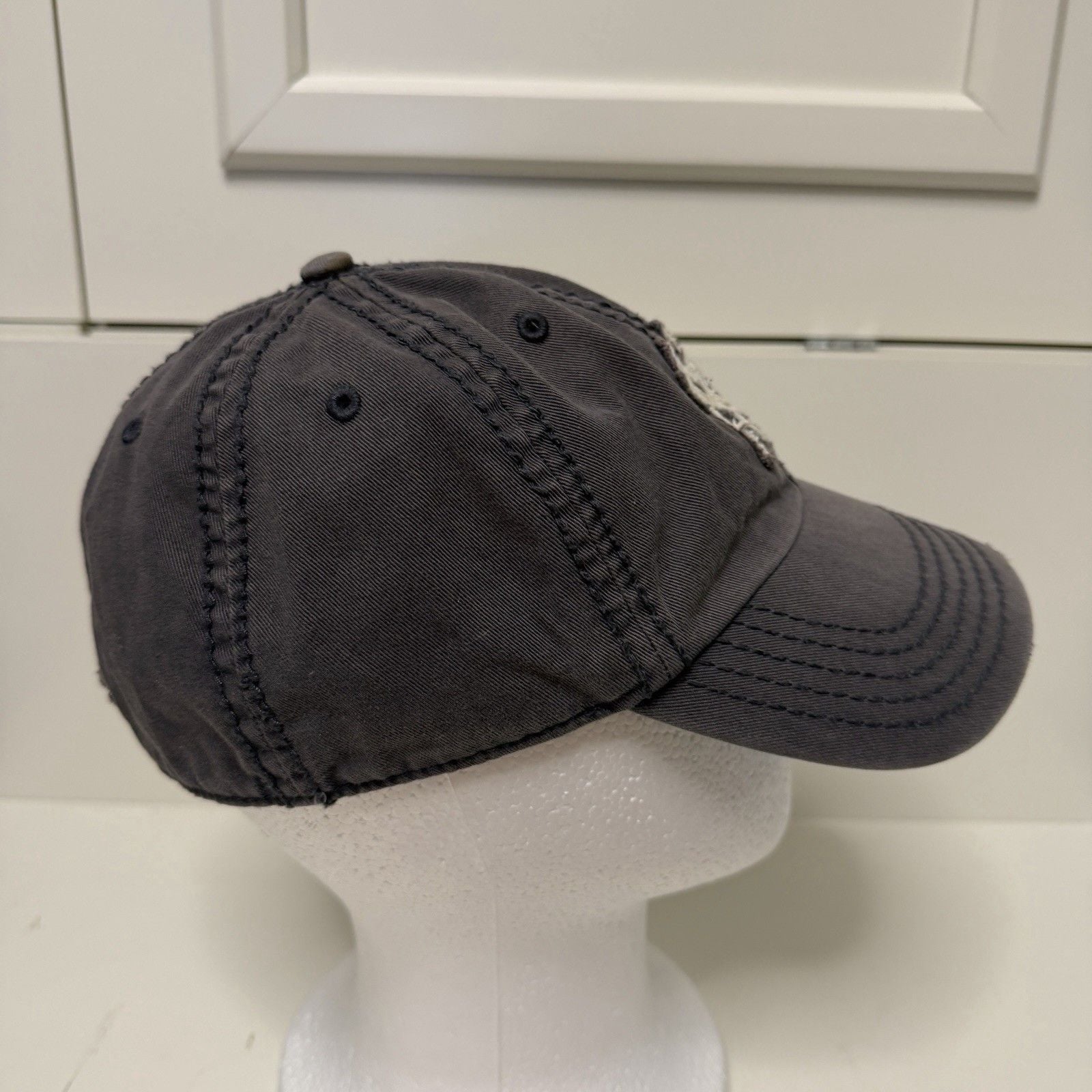New York Yankees Hat Fitted Med 47 Brand Franchise Blue MLB Baseball Distressed 3