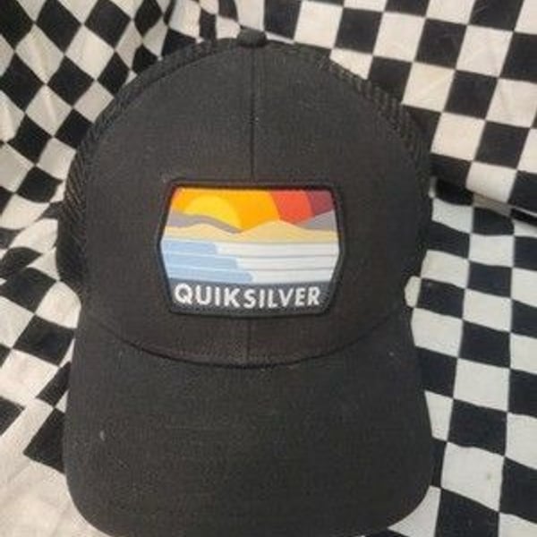 Quiksilver Black Mesh Snapback Hat | Surf Trucker Cap π