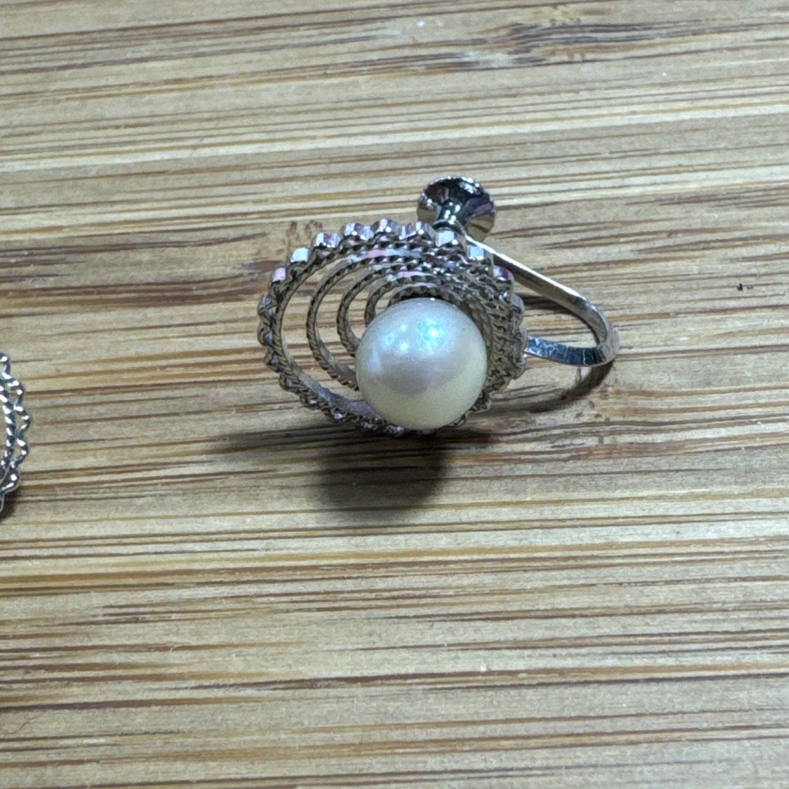 Vintage Sterling Silver Genuine Pearl Screw Back Earrings Swirl Floral 8