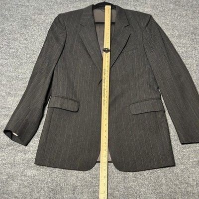 Adolfo Suit  Men’s 42R Classic Fit Charcoal Gray Wool Blend Pinstripe  11