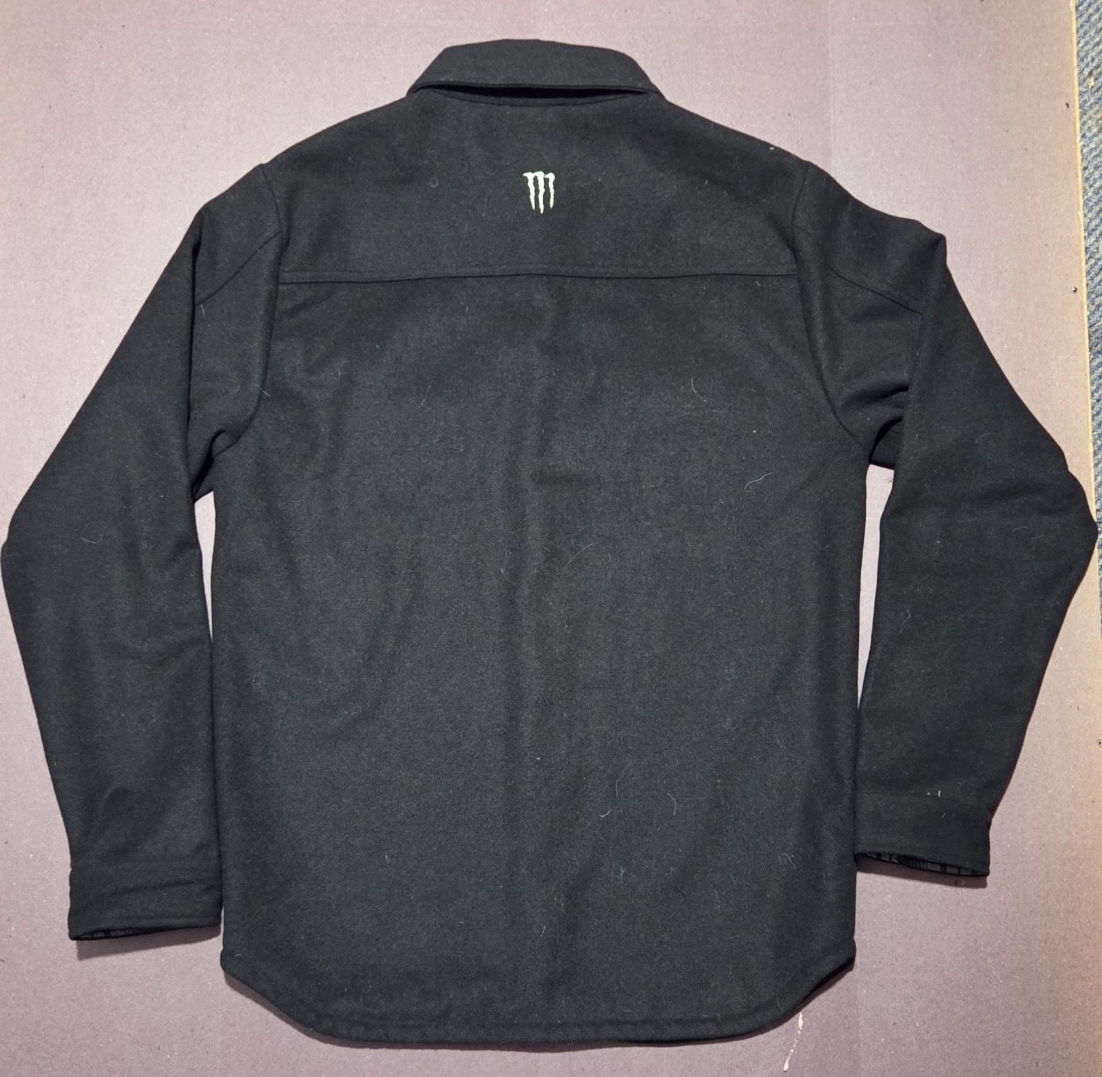 Monster Energy Men’s Black Solid Flannel Button-Up Logo Pockets Long Sleeve M 8