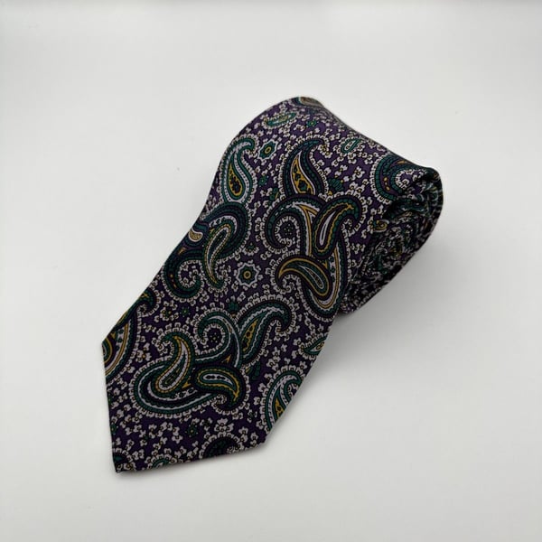Fendi Men’s 100% Silk Tie Vintage Luxury Designer Paisley Pattern Made in Italy