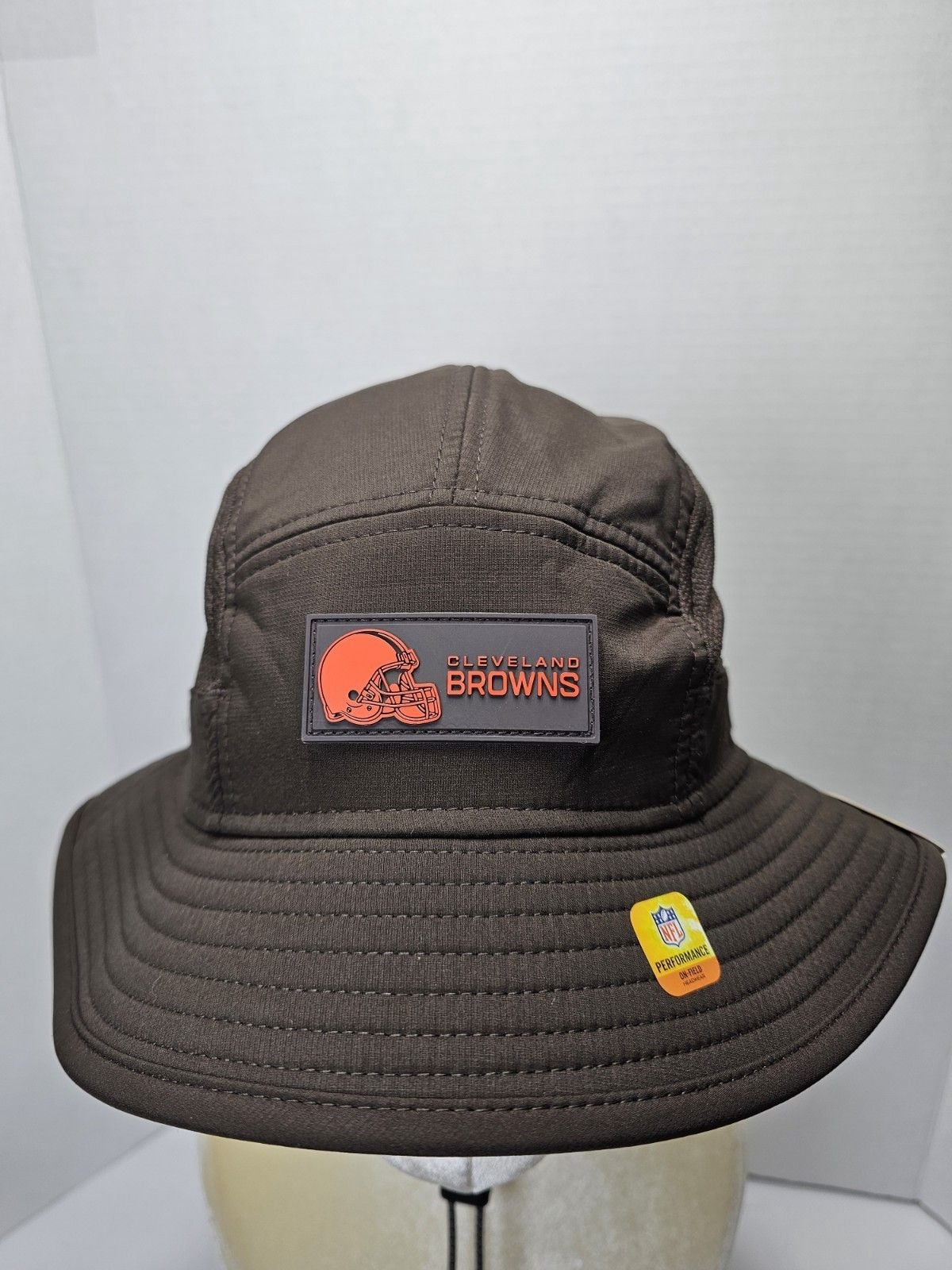 New Era Cleveland Browns 2025 NFL Sideline Bucket Hat Brown S/M New With Tags 2