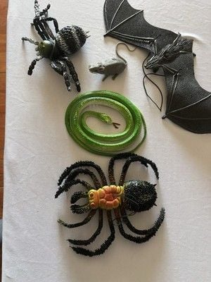 Rubber Halloween lot Spider, Snake, Bat, Mouse Creepy Crawly Decor 2