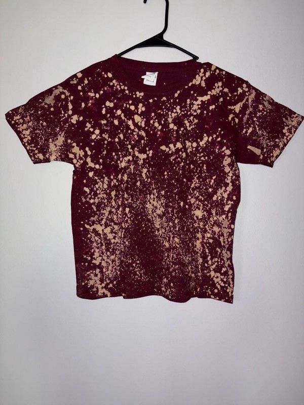Gildan Heavy Cotton Maroon Bleach Splatter Acid Wash T-Shirt Youth Small 2