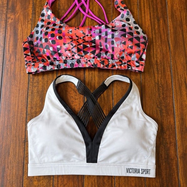 Victoria’s Secret Sports Bra Lot of 2 Strappy Racerback Workout Bras Size M