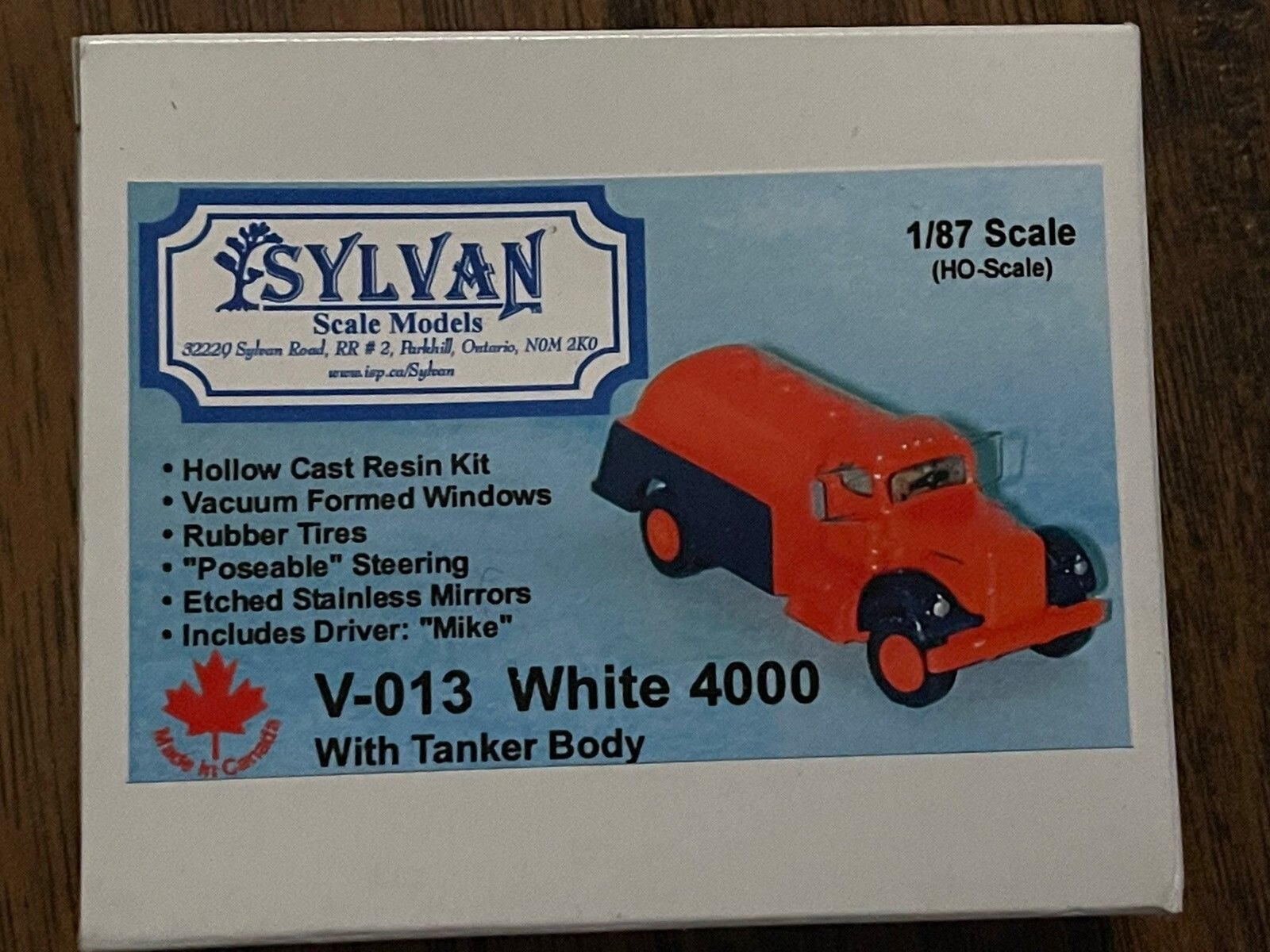 HO 1/87 Sylvan Scale Models # V-013 1956-66 White 4000 w/Tank Body KIT 1