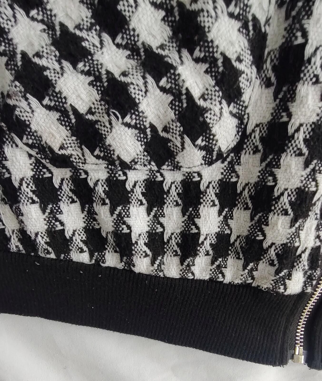 Shein Houndstooth Knit Sweater - Size XS 9