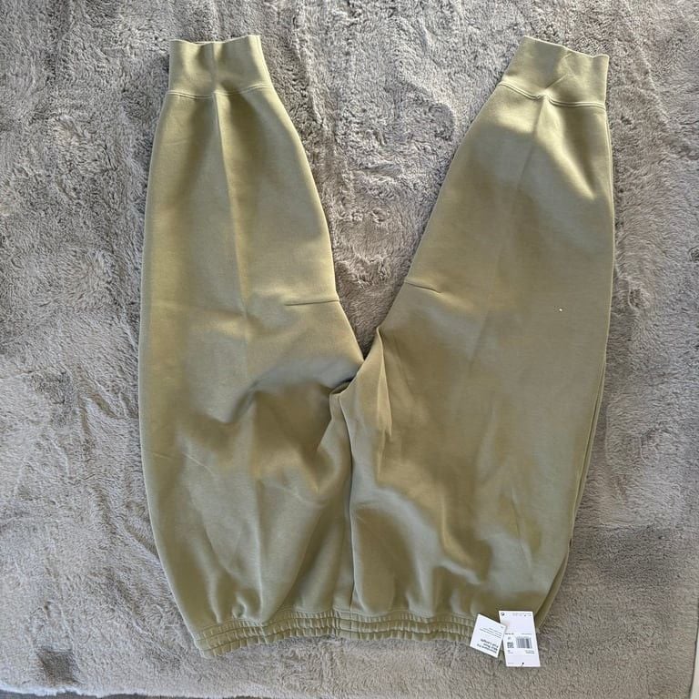 NWT Nike Women's Standard Fit Mid Rise Jogger Pants size 3X relaxed 8
