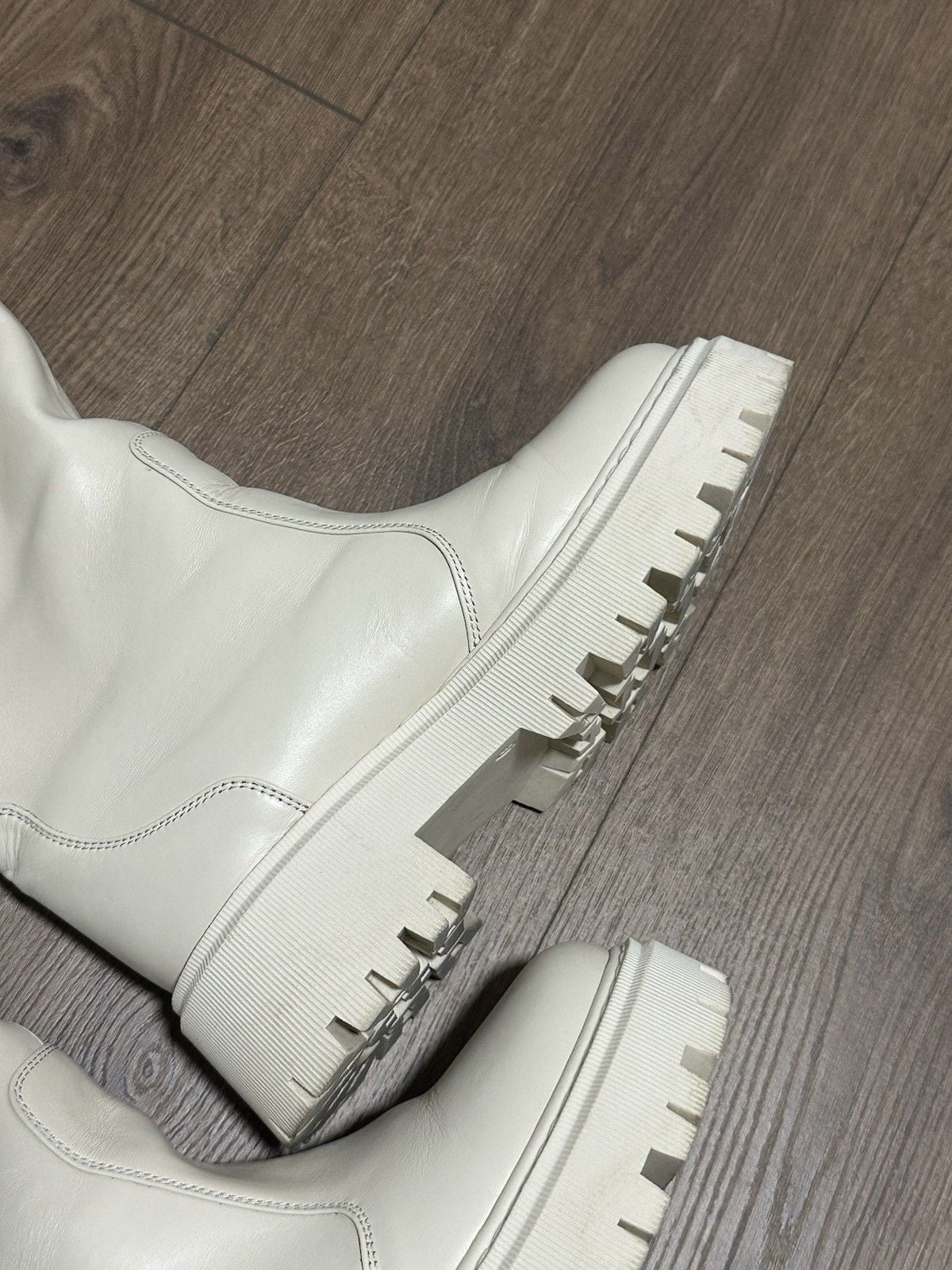 Women's Knee High Boots Size 7 White 6